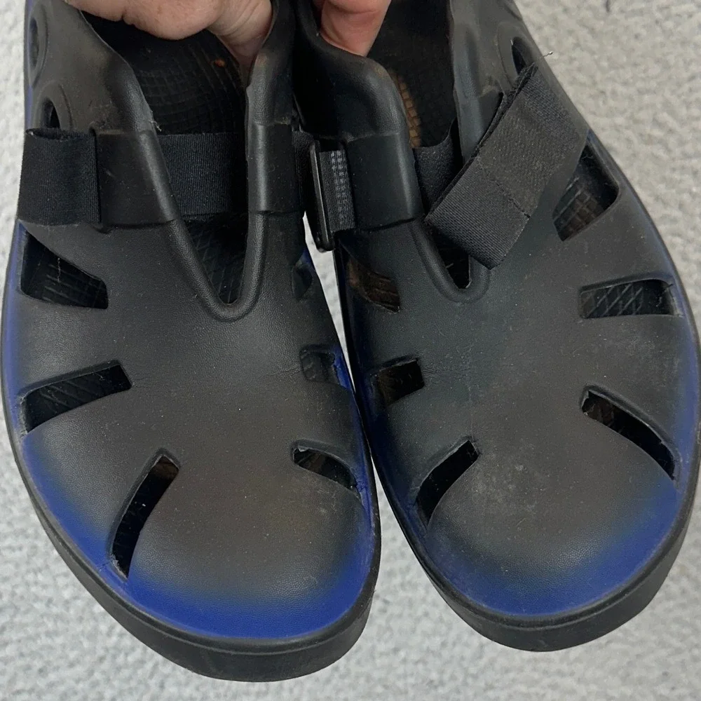 OOFOS Recovery Shoes Mens 11 OOcloog Black Blue Ombre Slip On Casual Comfort EUC